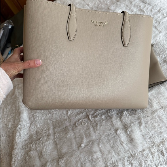 Kate Spade All Day Large Tote - Picture 5 of 12